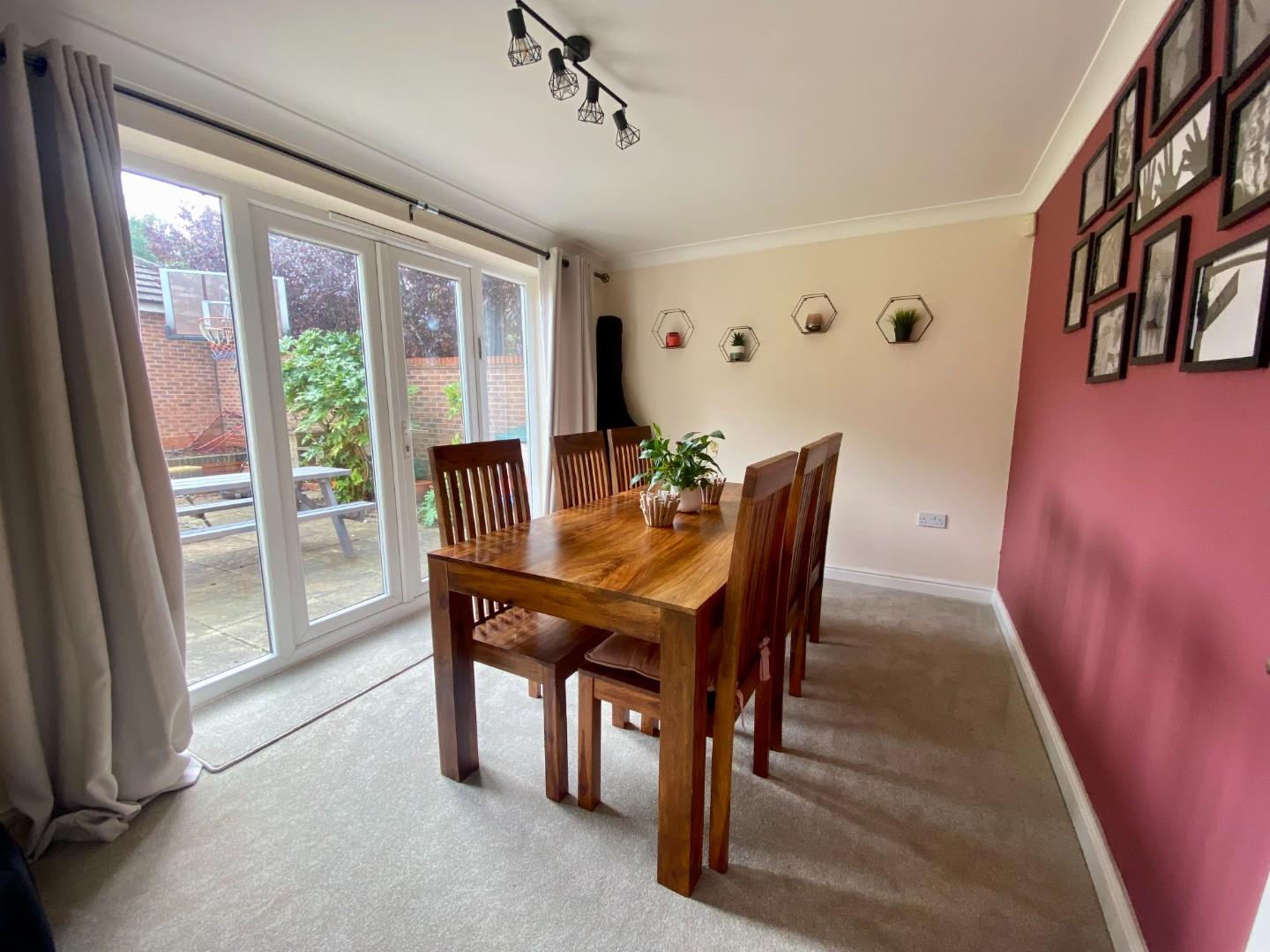 Wren Close, Grange Park O'Riordan Bond